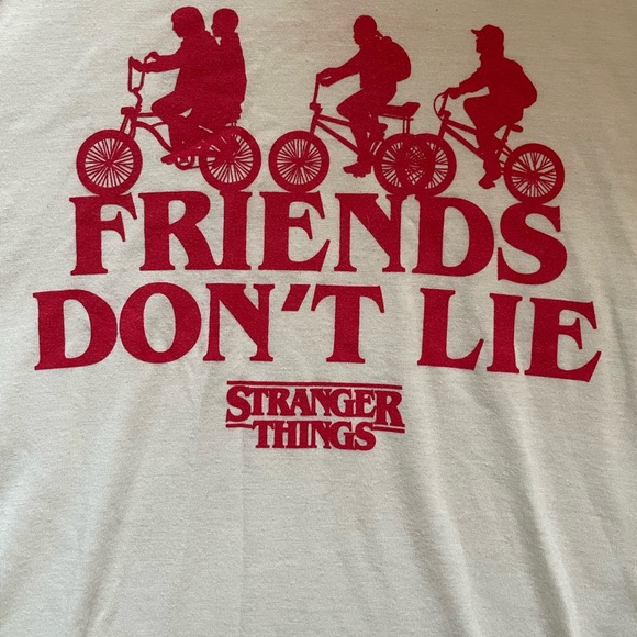 Stranger things t-shirt. In good condition. Worn a few times. - Picture 3 of 5